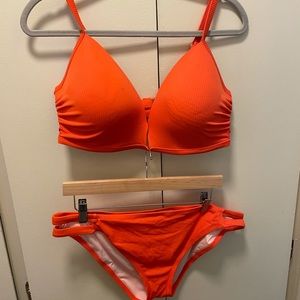 Underwire bathing suite